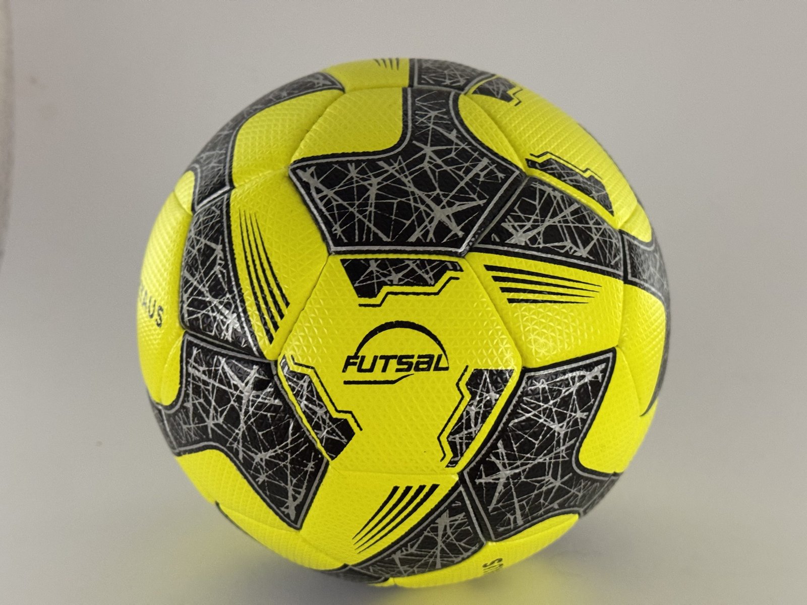 Kyaus Futsal Ball Junior 290g – Size 3 Indoor Ball for Kids Under 10 E/F/G categories - Image 3