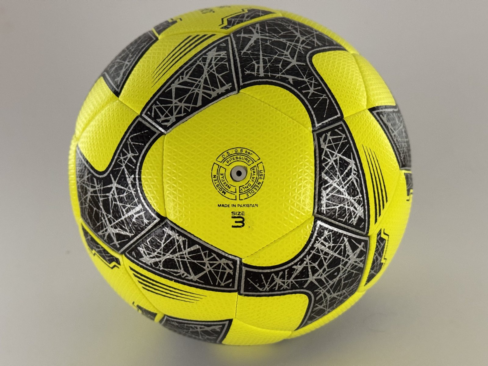 Kyaus Futsal Ball Junior 290g – Size 3 Indoor Ball for Kids Under 10 E/F/G categories - Image 4